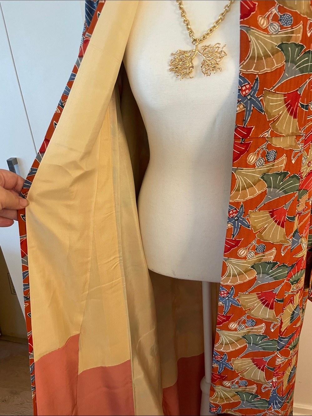 Vintage Orange Multi Floral Kimono Duster - Picture 7 of 9